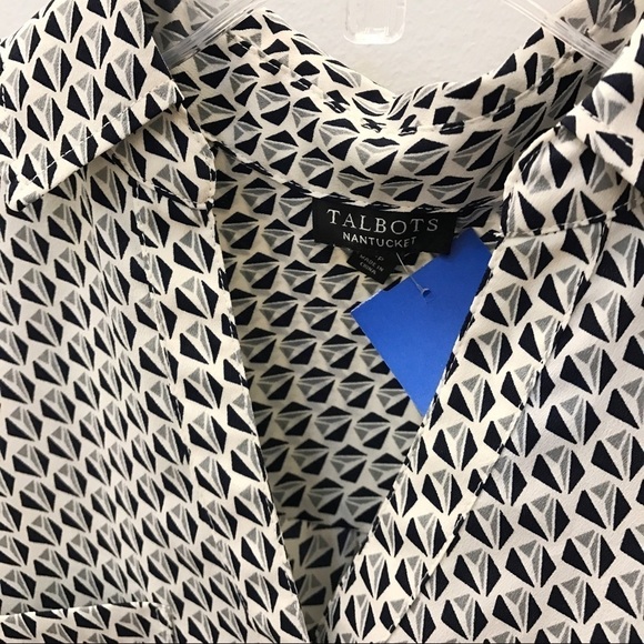 Talbots Collared Tank - Picture 2 of 3